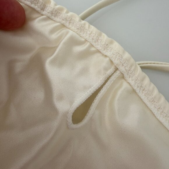 Beach bunny Evangeline bikini - Picture 11 of 15